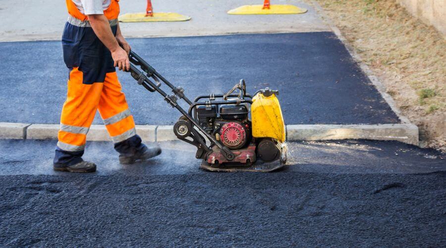 Professional gutter cleaning in Magnetic Springs, OH
